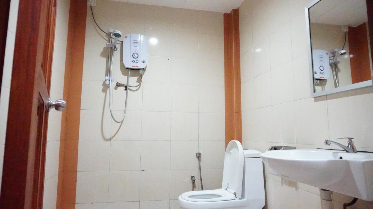 Baron Water Front Motel Kuah Buitenkant foto